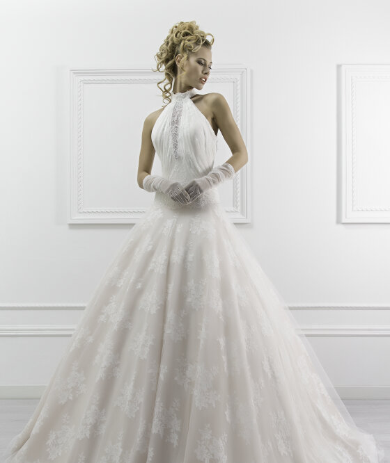 L 315 abito da sposa in pizzo e tulle